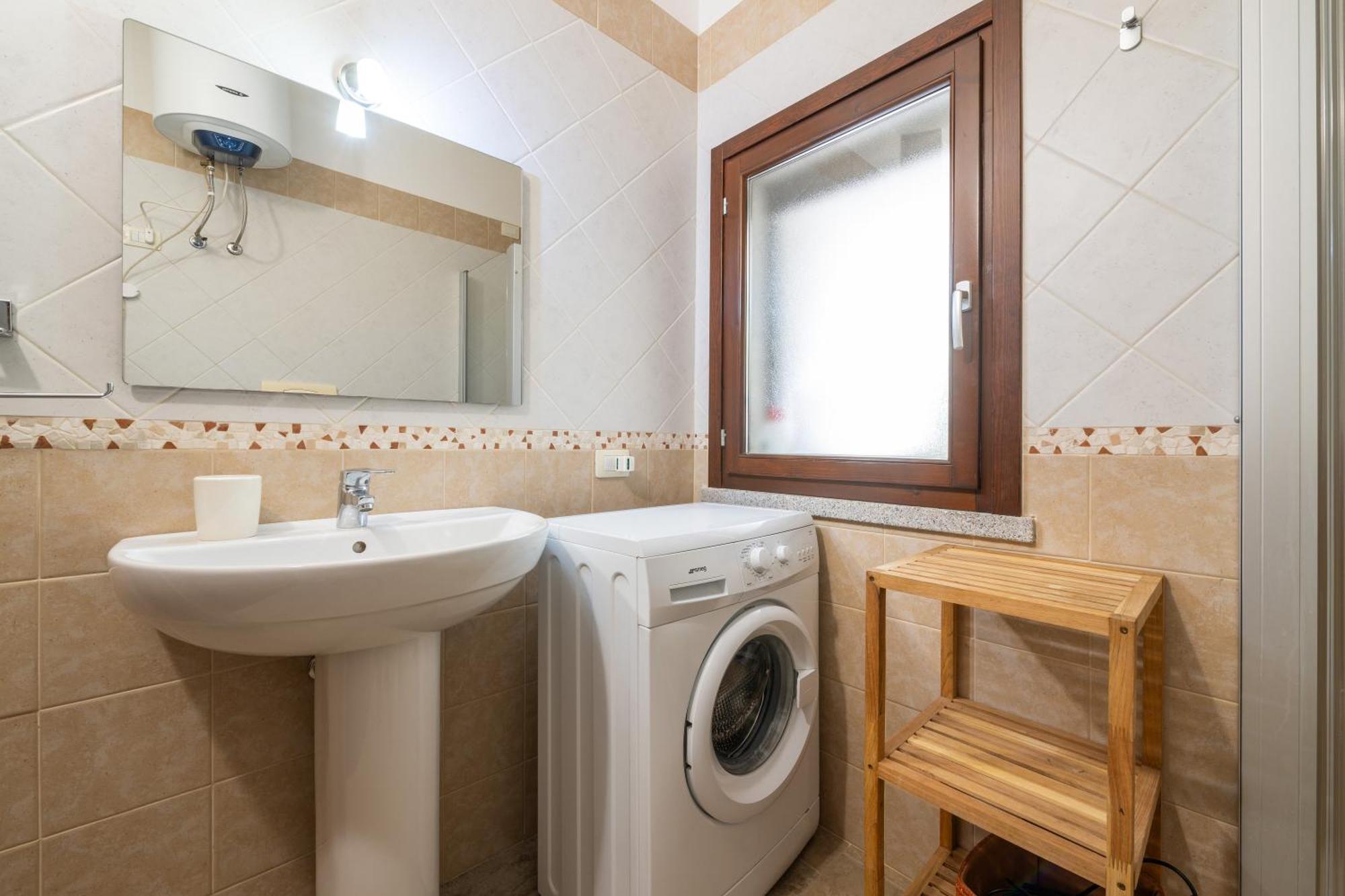 קסטיאדס Villa Bouganville Cala Sinzias מראה חיצוני תמונה