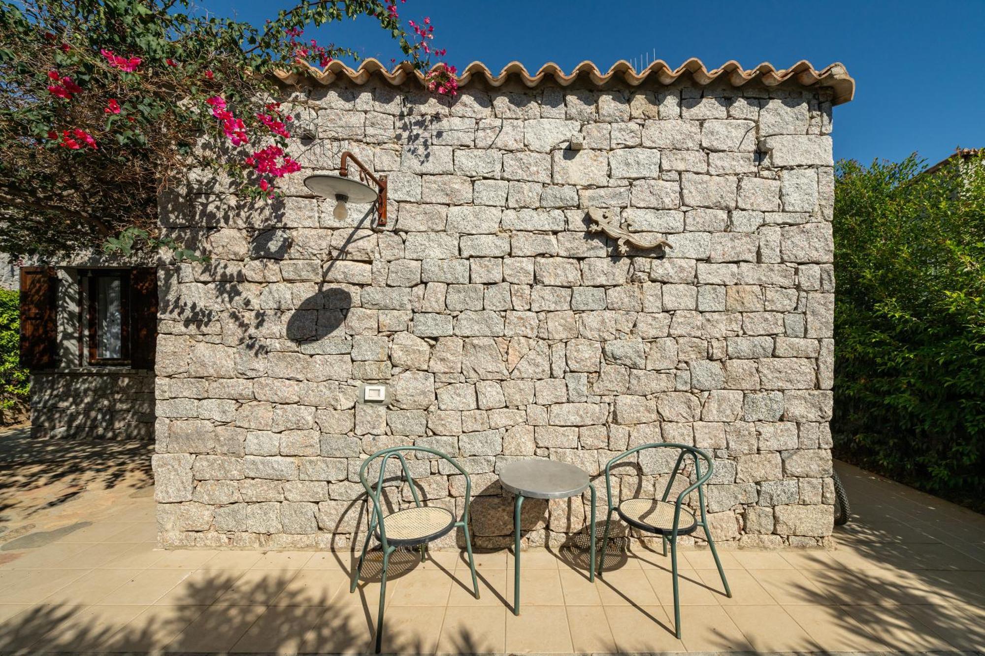 קסטיאדס Villa Bouganville Cala Sinzias מראה חיצוני תמונה