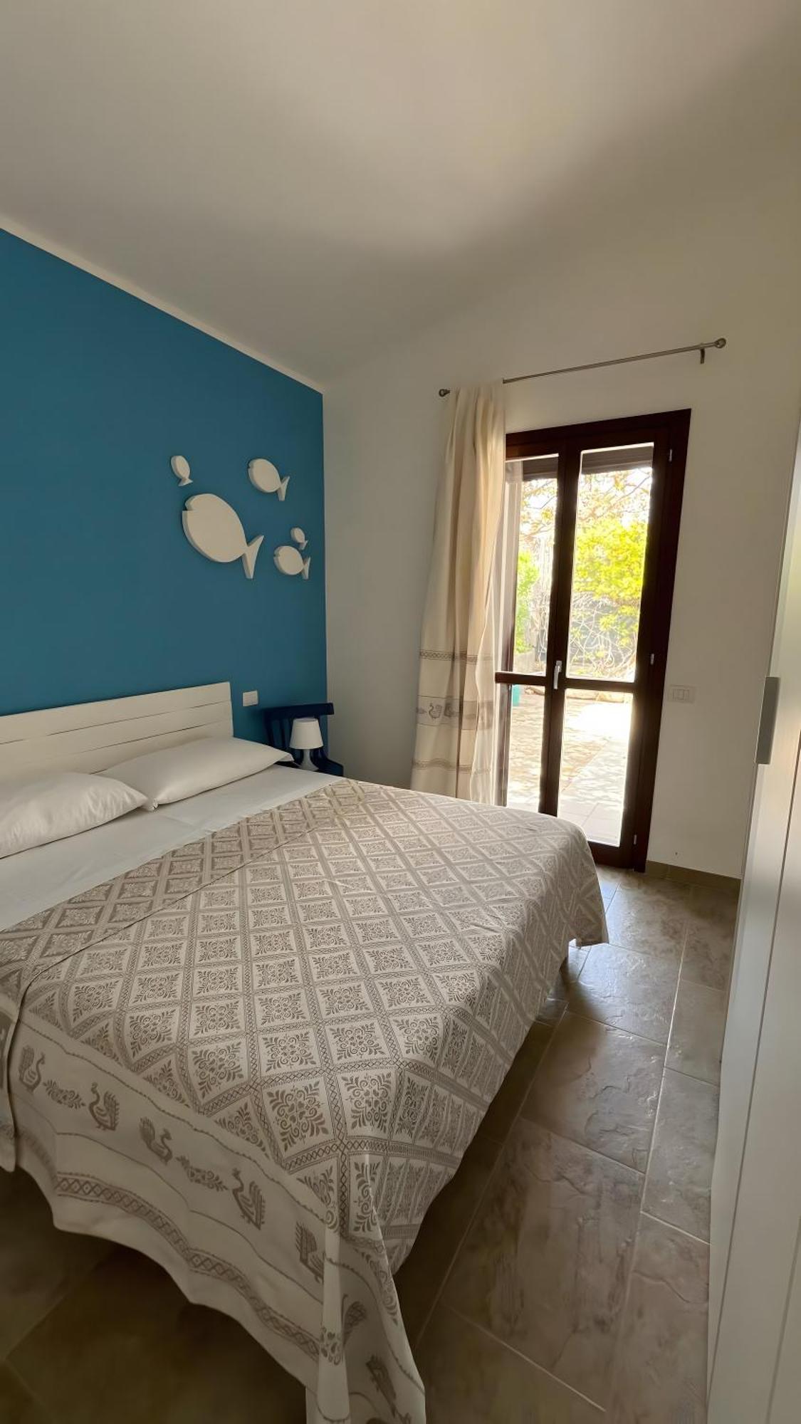 קסטיאדס Villa Bouganville Cala Sinzias מראה חיצוני תמונה