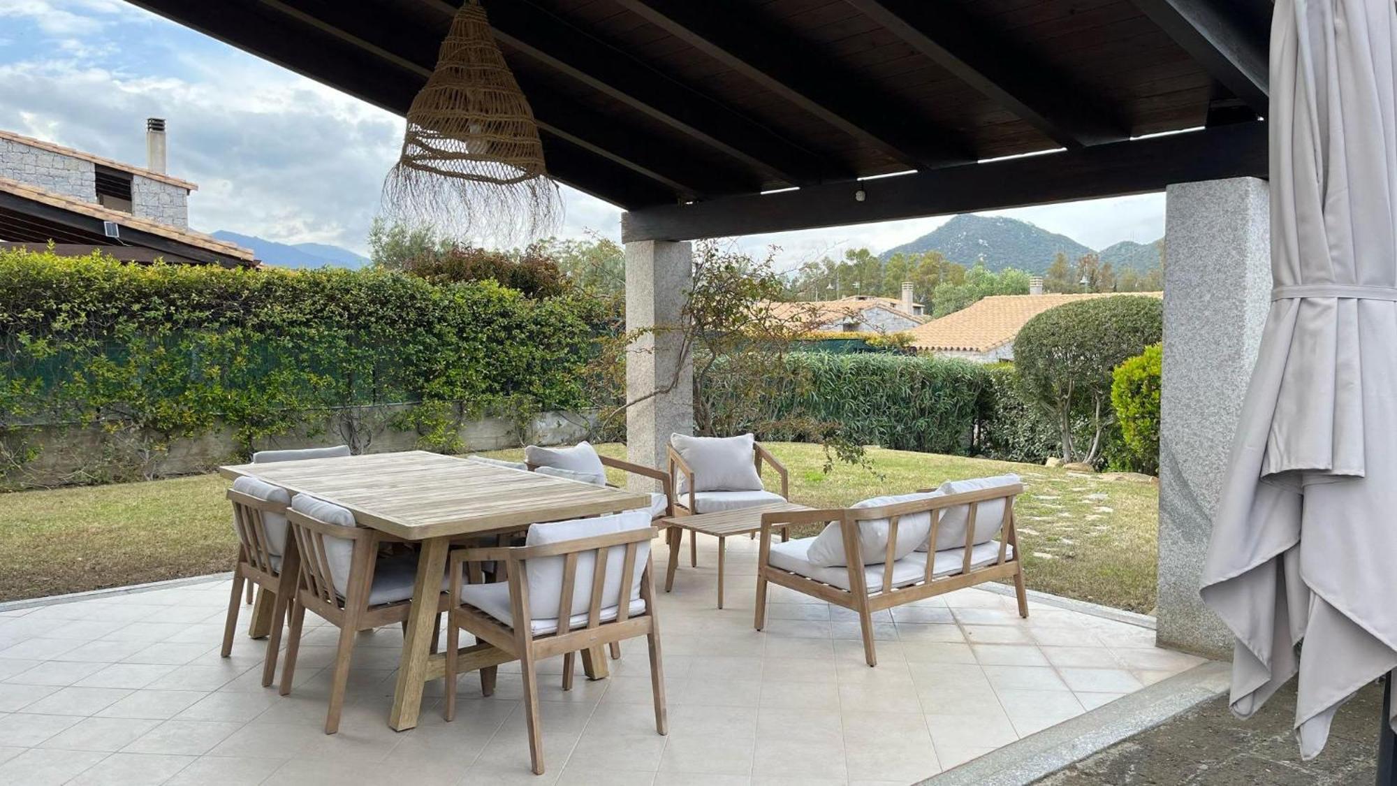 קסטיאדס Villa Bouganville Cala Sinzias מראה חיצוני תמונה