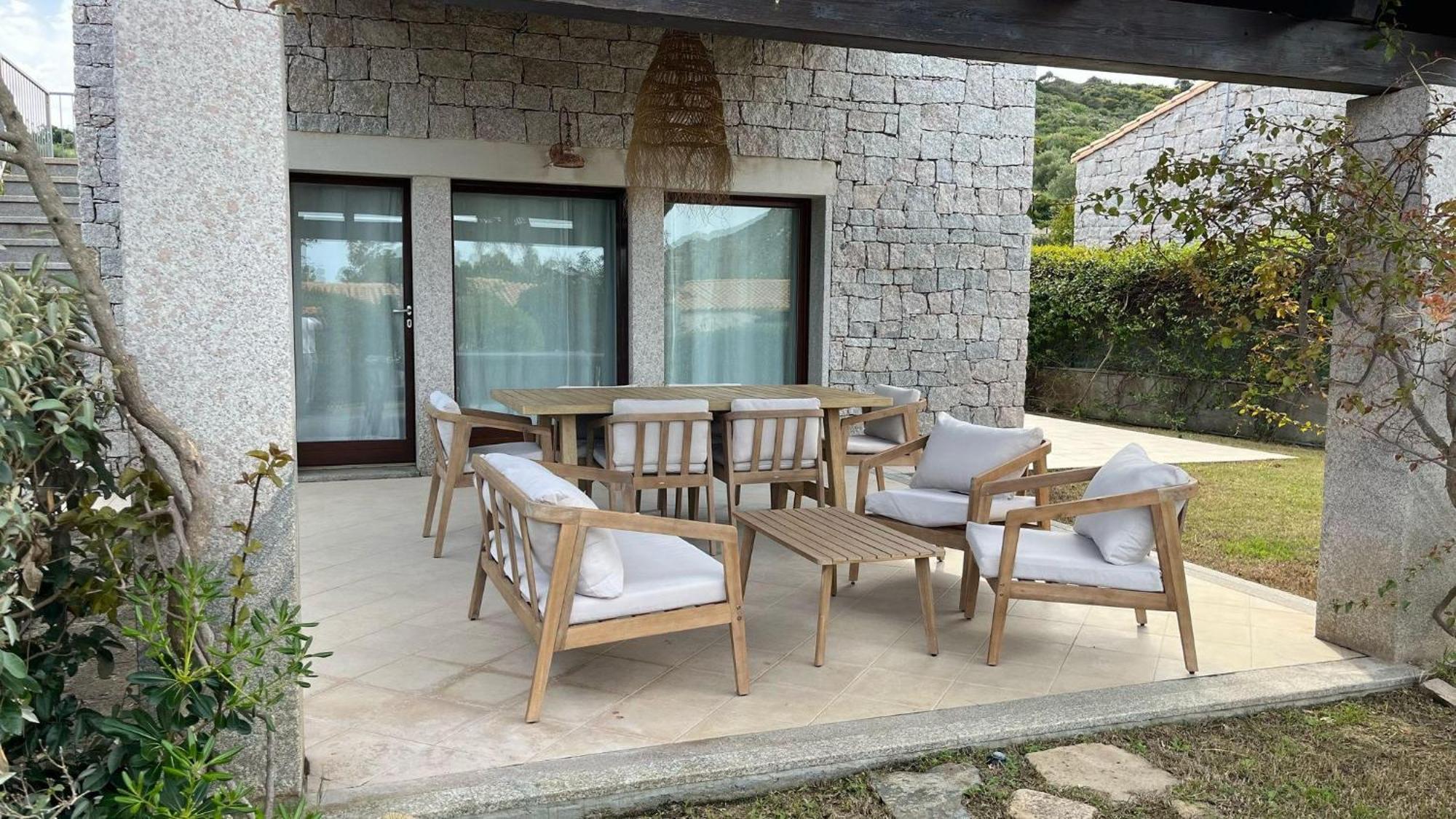 קסטיאדס Villa Bouganville Cala Sinzias מראה חיצוני תמונה