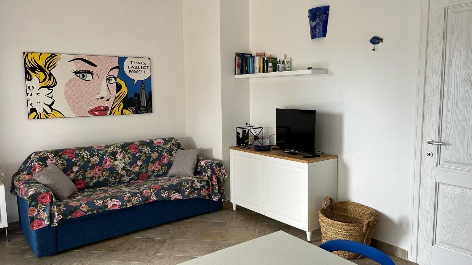 קסטיאדס Villa Bouganville Cala Sinzias מראה חיצוני תמונה